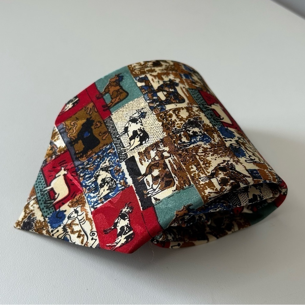 Vintage Men’s Unique Rustic Farmhouse Colourful Cow Print Neck Tie EUC